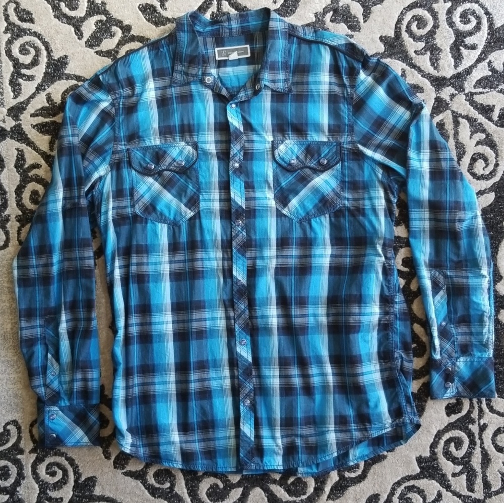 😎👍Blue/White pattern Button Down by INC.